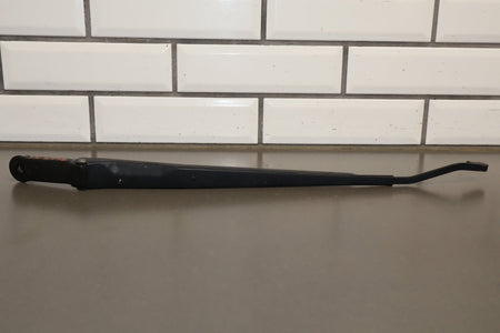 1996 Toyota Crown Wiper Arm Pair LH RH OEM JZS151 No Blades