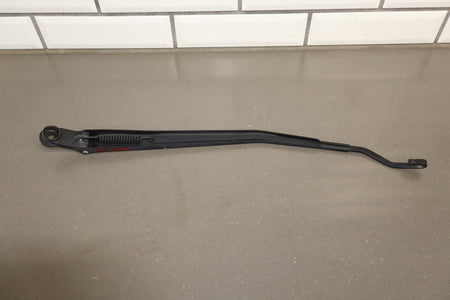 1996 Toyota Crown Wiper Arm Pair LH RH OEM JZS151 No Blades