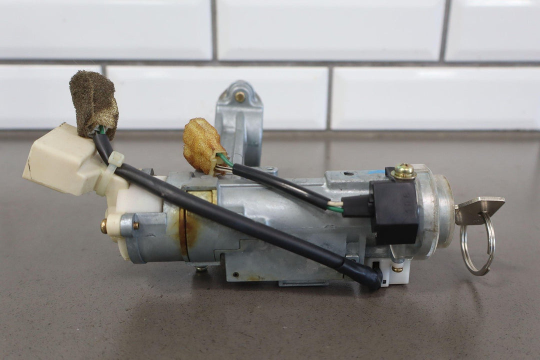 1996 Toyota Estima Previa JDM RHD Ignition Switch with Key Tested