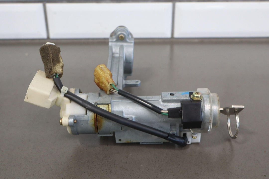 1996 Toyota Estima Previa JDM RHD Ignition Switch with Key Tested