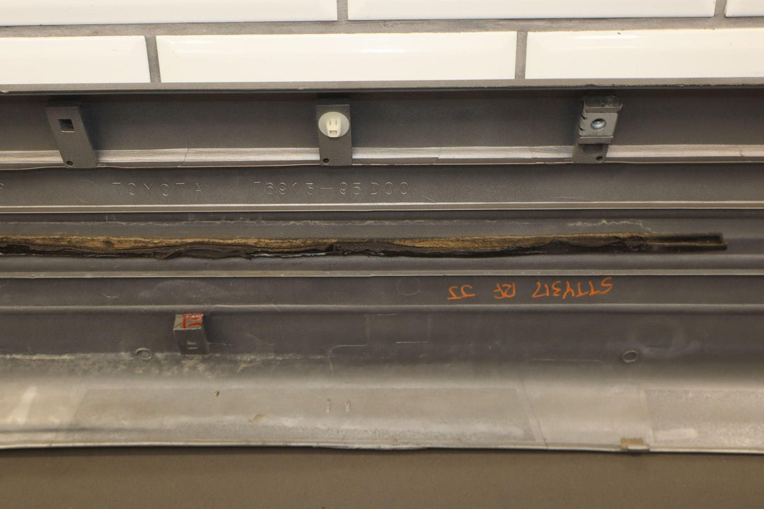 1996 Toyota Estima Previa JDM RHD RH Right Front Door Moulding