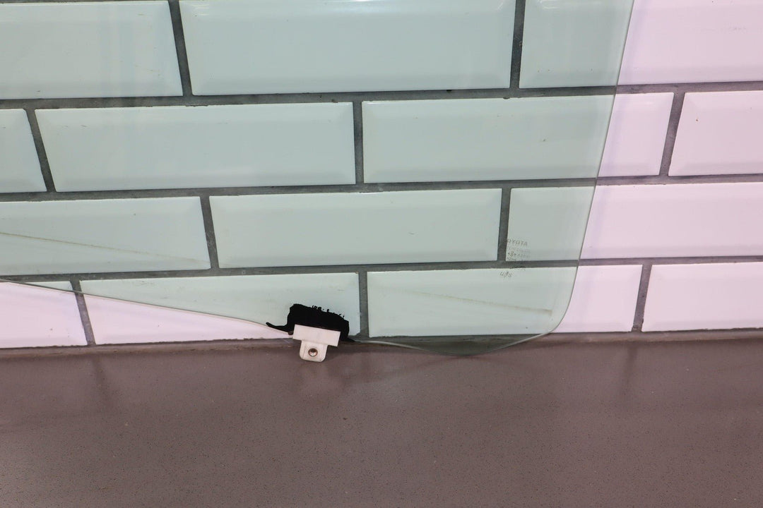 1996 Toyota Estima Previa JDM RHD Right RH Front Door Glass Window OEM