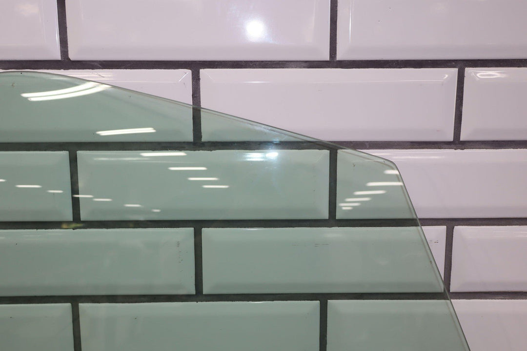 1996 Toyota Estima Previa JDM RHD Right RH Front Door Glass Window OEM