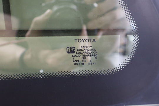 1996 Toyota Previa Right Front Quarter Door Glass Window OEM