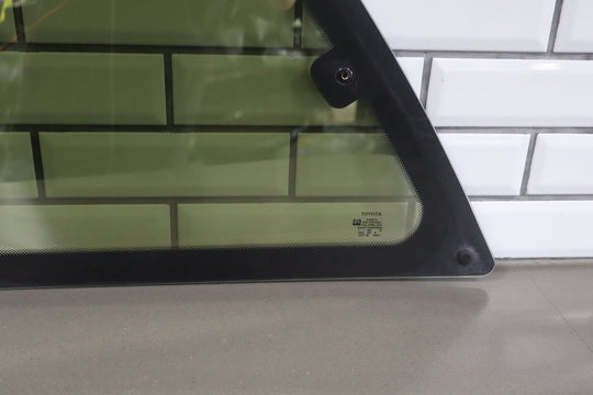 1996 Toyota Previa Right Front Quarter Door Glass Window OEM