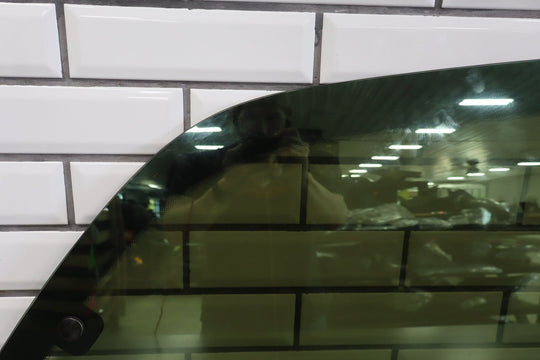 1996 Toyota Previa Right Front Quarter Door Glass Window OEM
