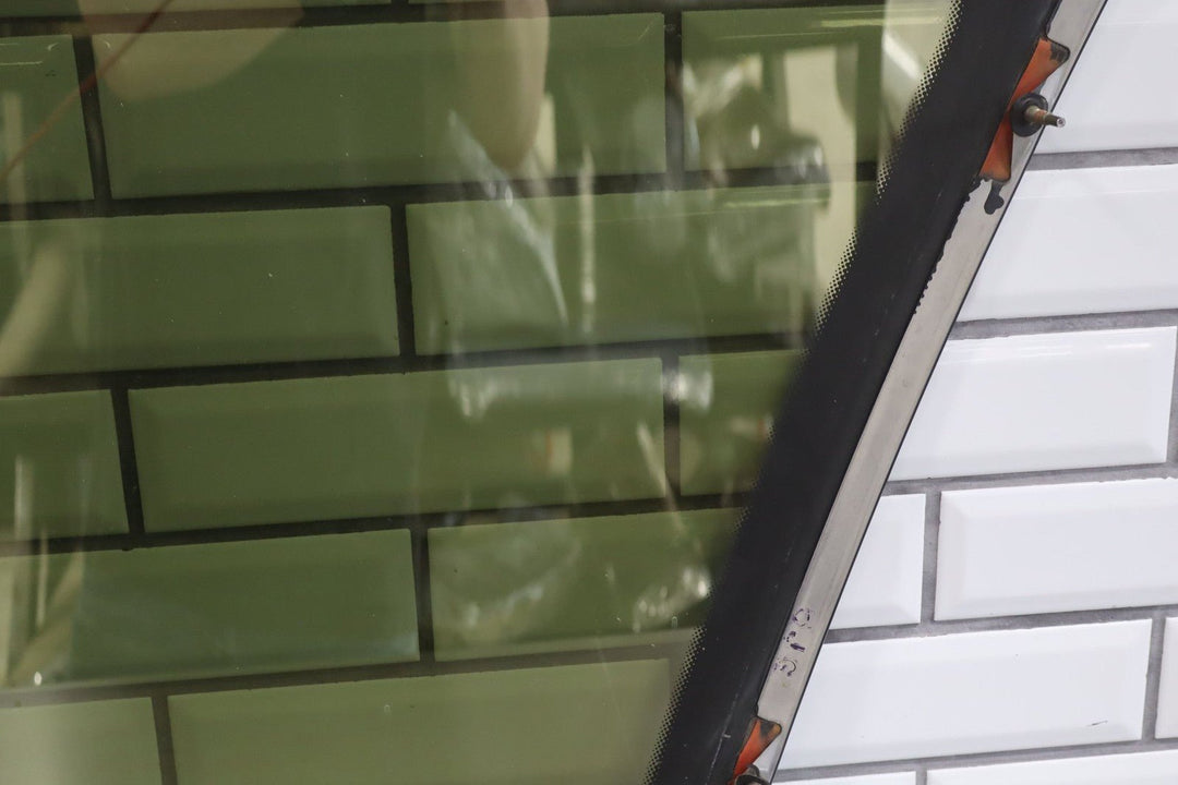 1996 Toyota Previa Right Rear Quarter Glass Window