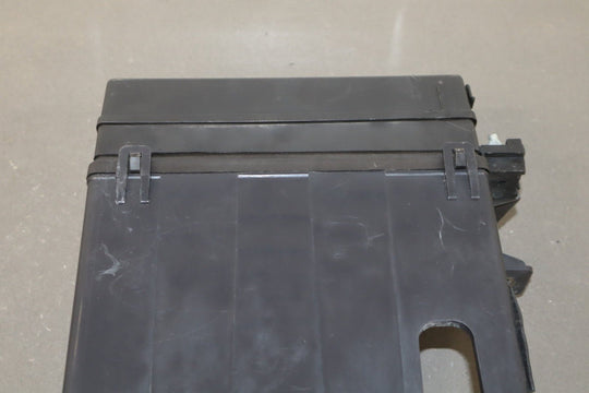 1997 - 1998 Chevrolet Corvette C5 5.7L Engine Fuse Box 15319557