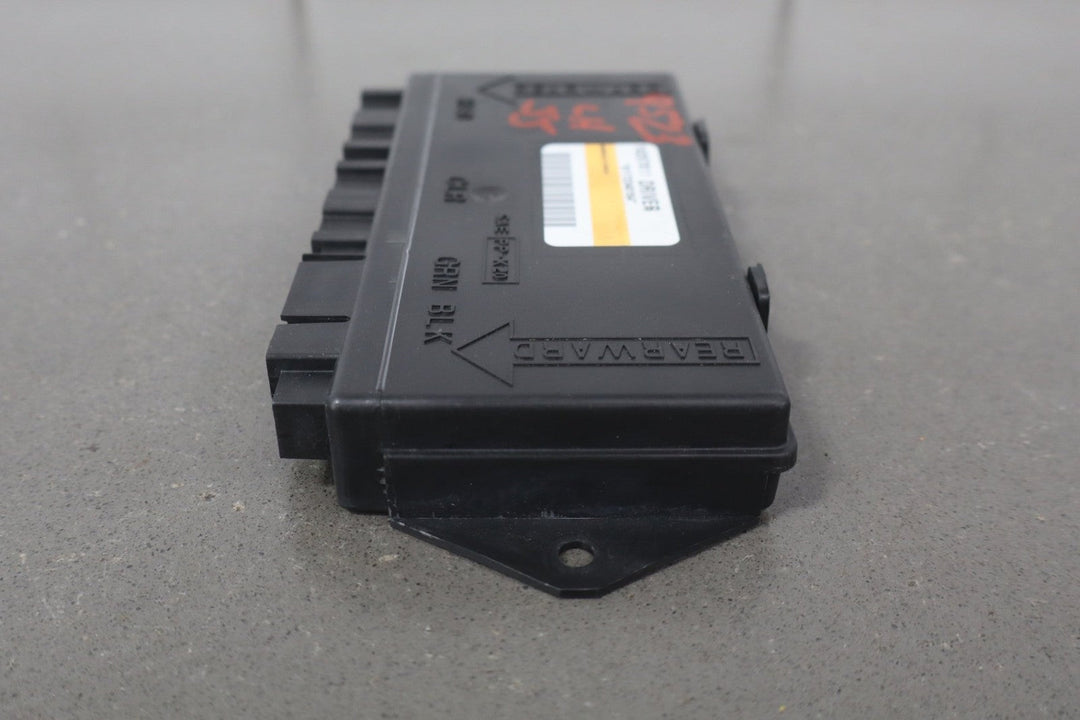 1997 - 1999 Chevrolet Corvette C5 Driver Door Control Module 09352881