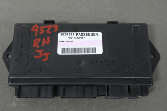1997 - 1999 Chevrolet Corvette C5 Passenger Door Control Module 09352891