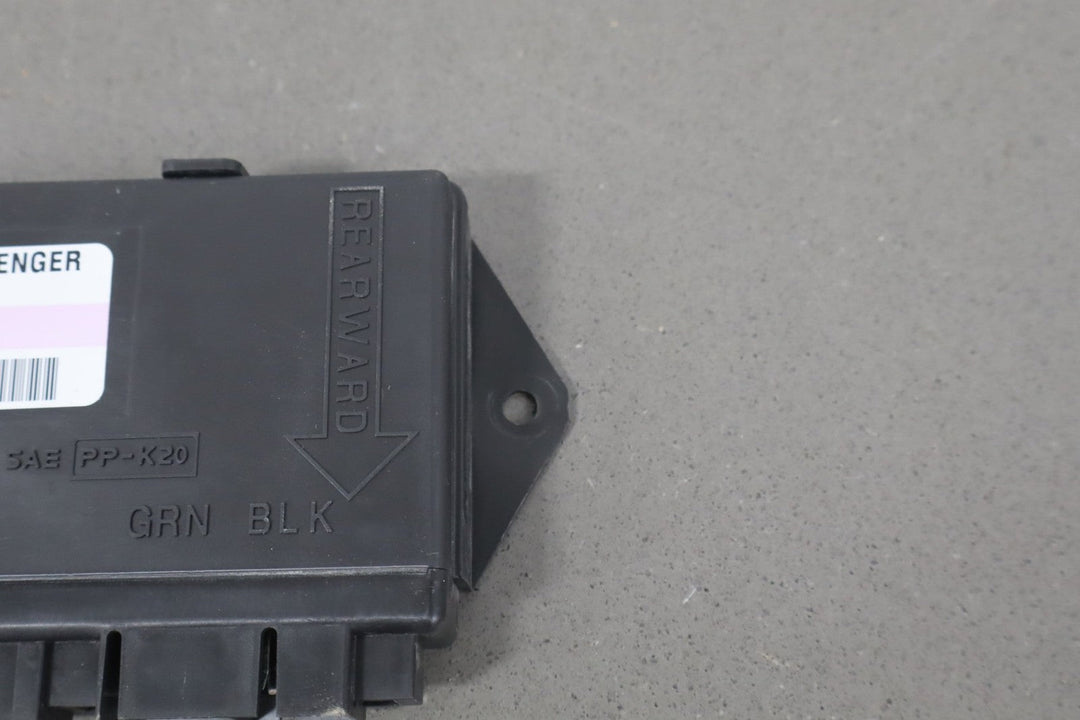 1997 - 1999 Chevrolet Corvette C5 Passenger Door Control Module 09352891