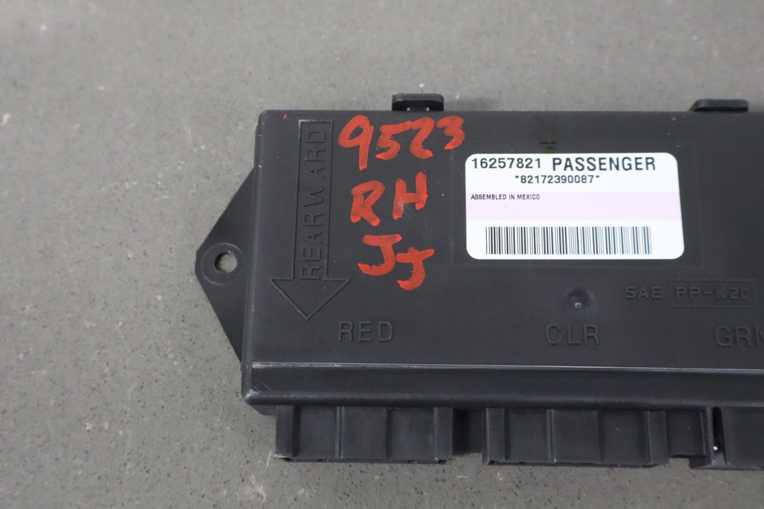 1997 - 1999 Chevrolet Corvette C5 Passenger Door Control Module 09352891