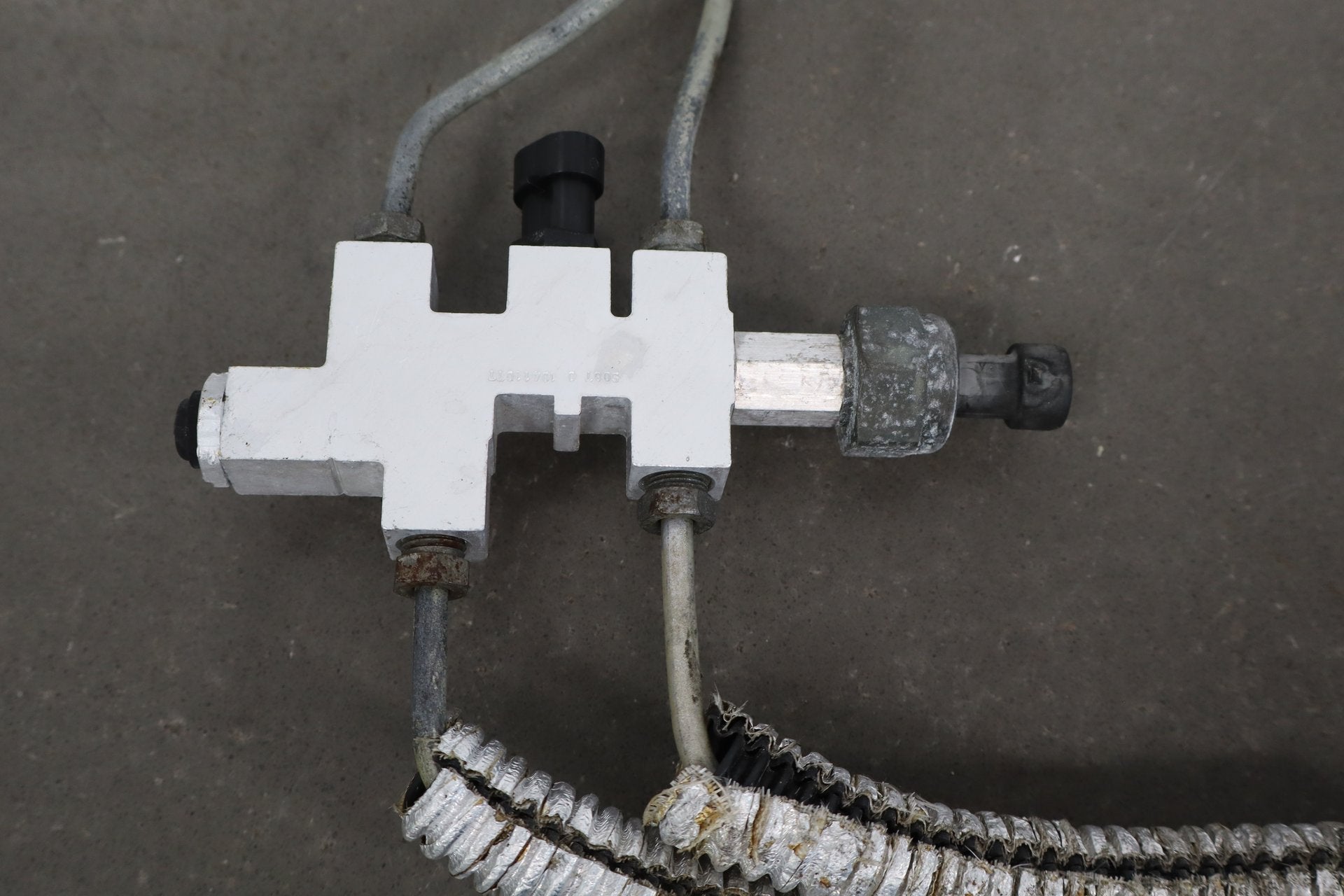 1997-2000 Chevrolet Corvette C5 Brake Proportioning Valve 10279616