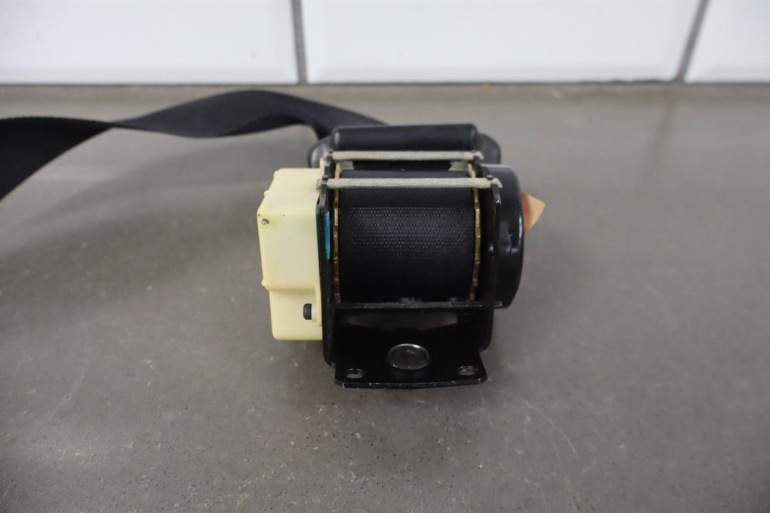 1997 - 2000 Chevrolet Corvette C5 Coupe Driver Seat Belt Retractor Black 88893509