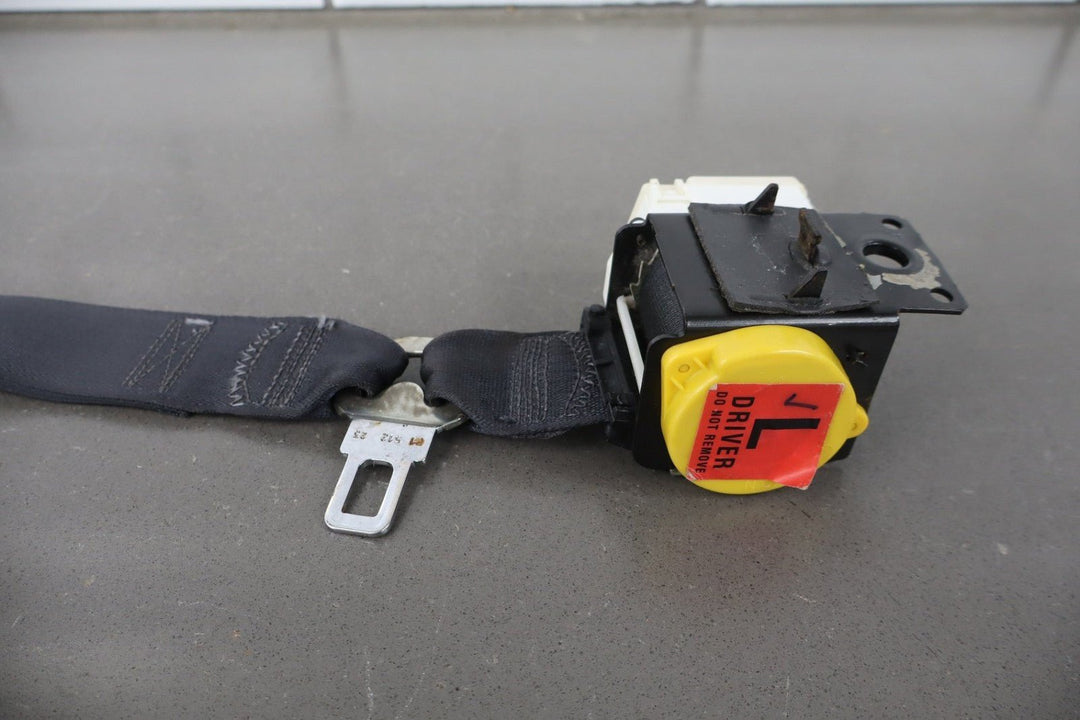 1997 - 2000 Chevrolet Corvette C5 Coupe Driver Seat Belt Retractor Black 88893509