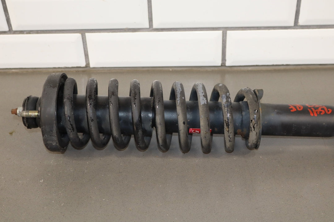 1997 - 2001 Honda CR - V Pair of Front OEM Struts with Forks Left/Right