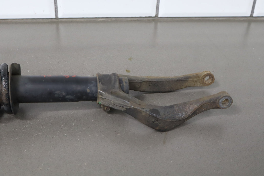 1997 - 2001 Honda CR - V Pair of Front OEM Struts with Forks Left/Right
