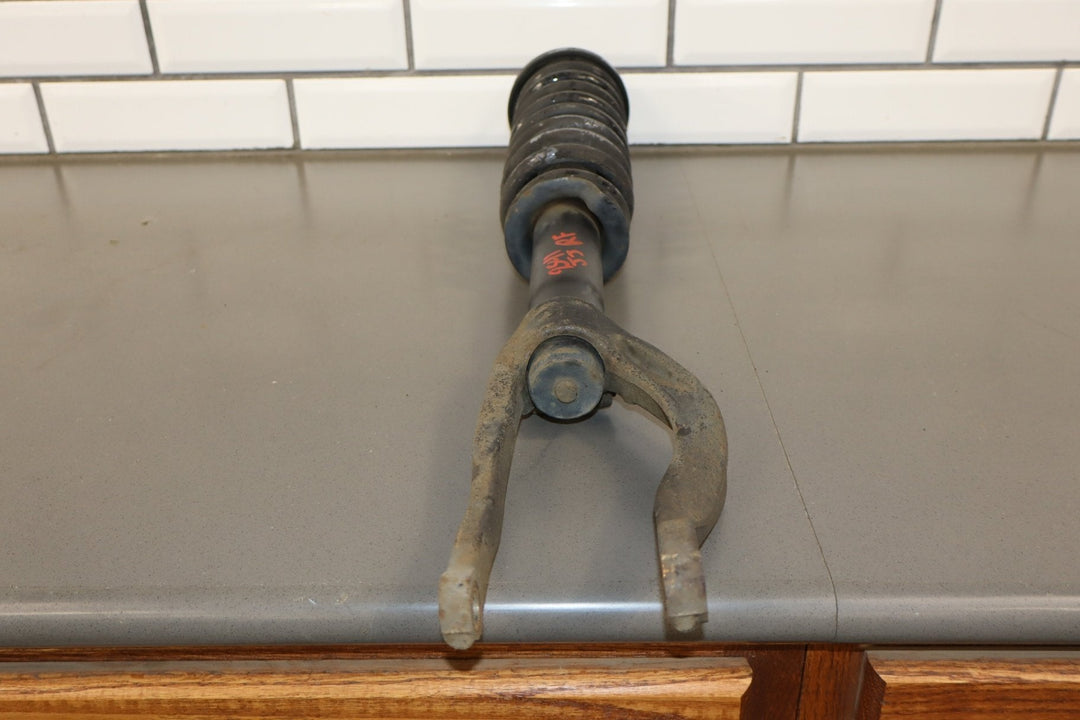 1997 - 2001 Honda CR - V Pair of Front OEM Struts with Forks Left/Right