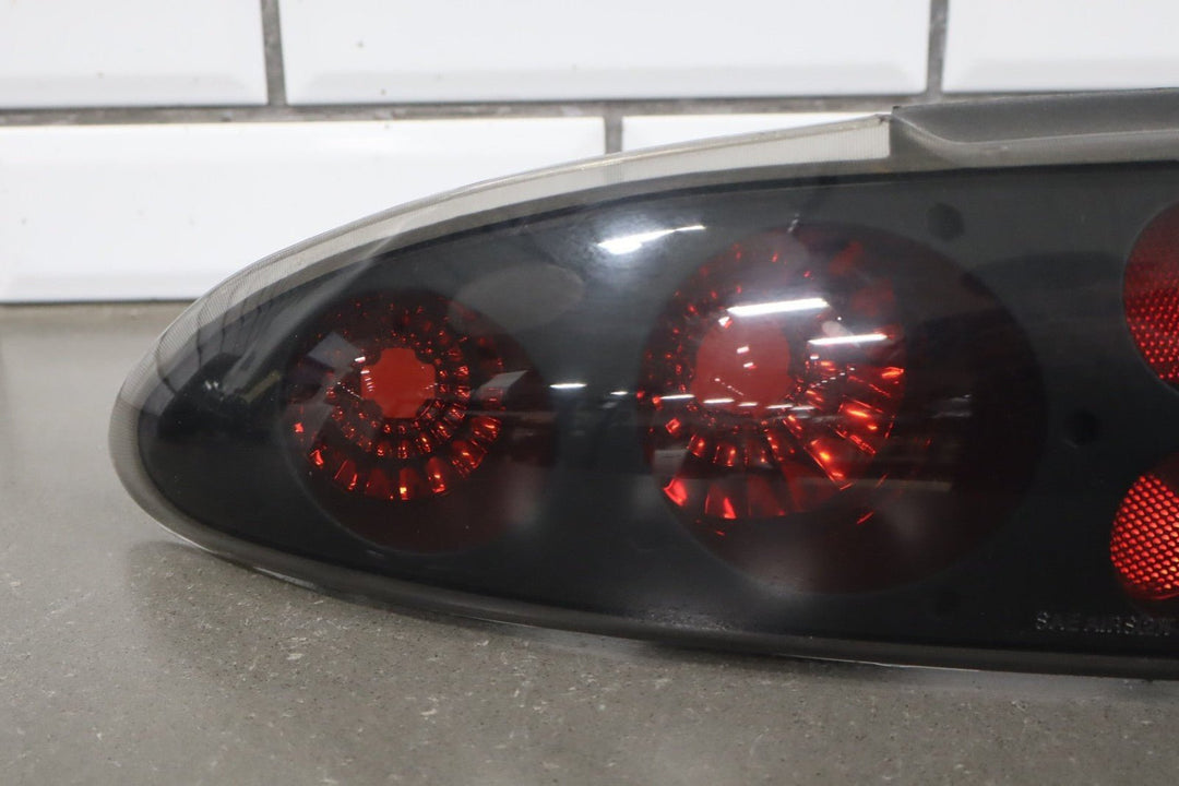 1997 - 2002 Chevrolet Camaro Aftermarket Tail Light Set