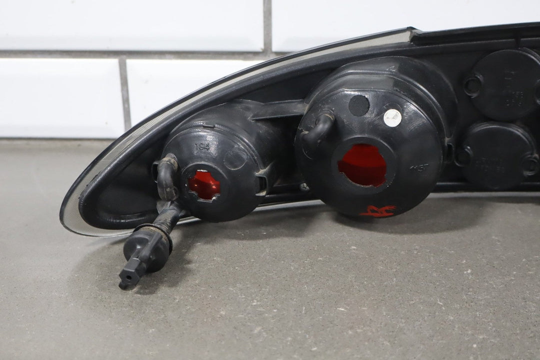 1997 - 2002 Chevrolet Camaro Aftermarket Tail Light Set
