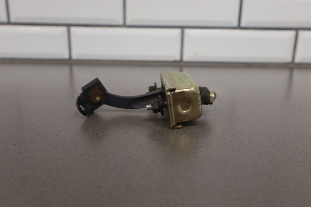 1997 - 2002 Plymouth Chrysler Prowler Left Driver Door Check Limiter