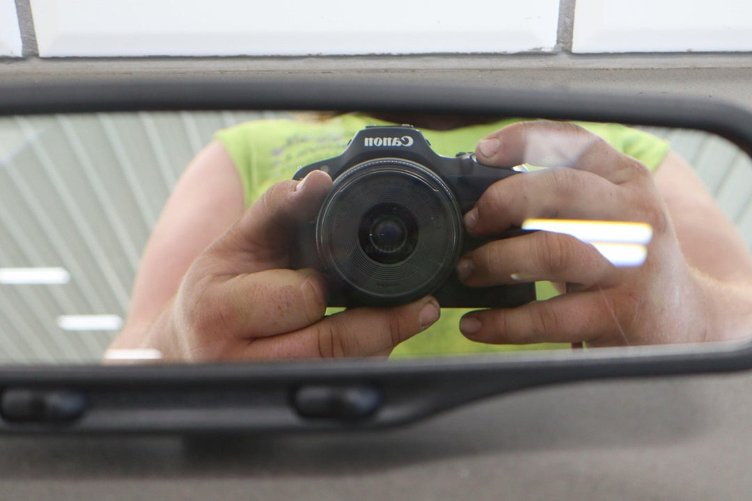 1997 - 2002 Plymouth Chrysler Prowler Manual Dimming Rear View Mirror