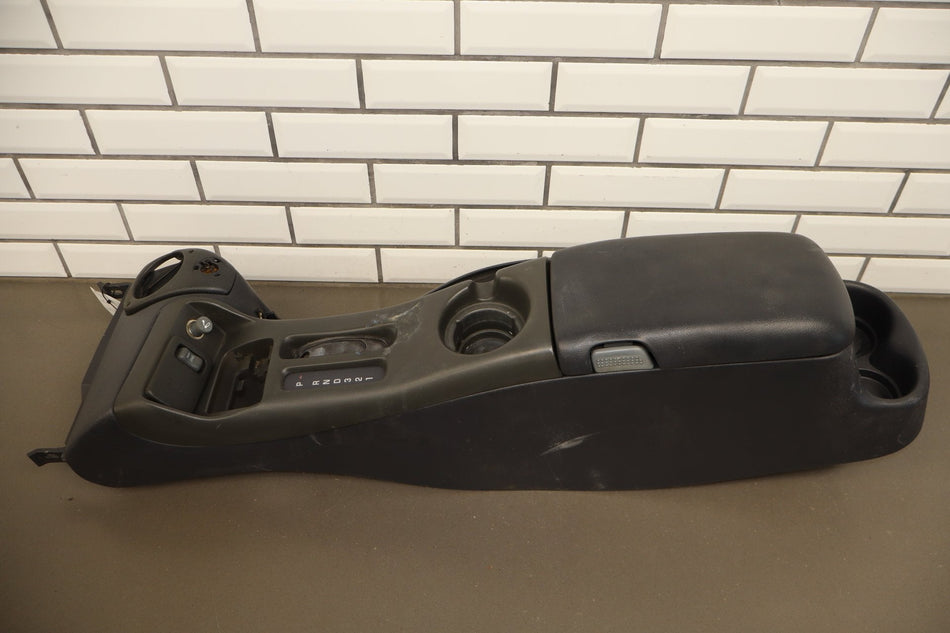 1997-2002 Pontiac Firebird - Centre Console, W/ Lid Automatic Transmission