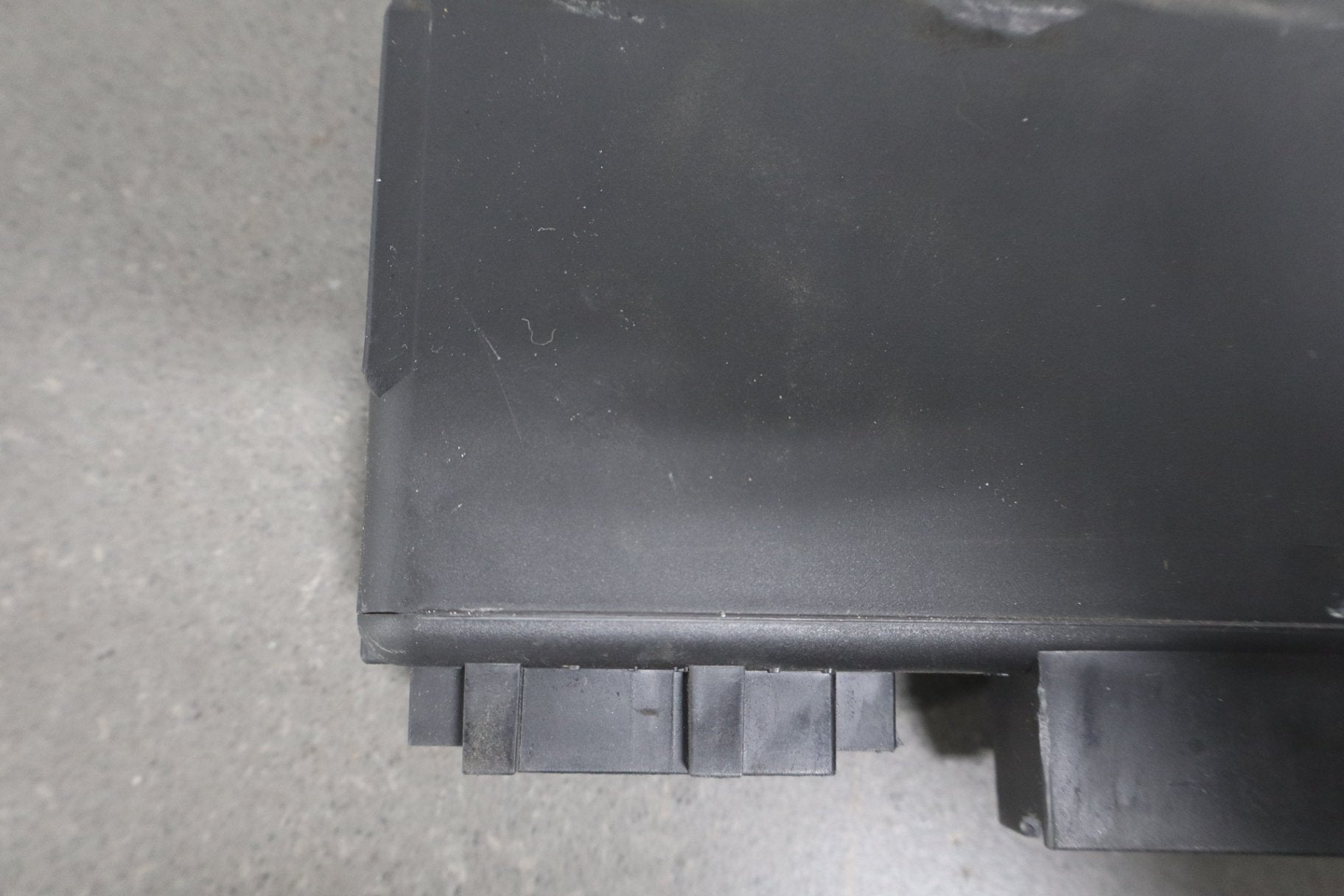 1997-2002 Pontiac Firebird, Chevrolet Camaro Body Control Module 09353691