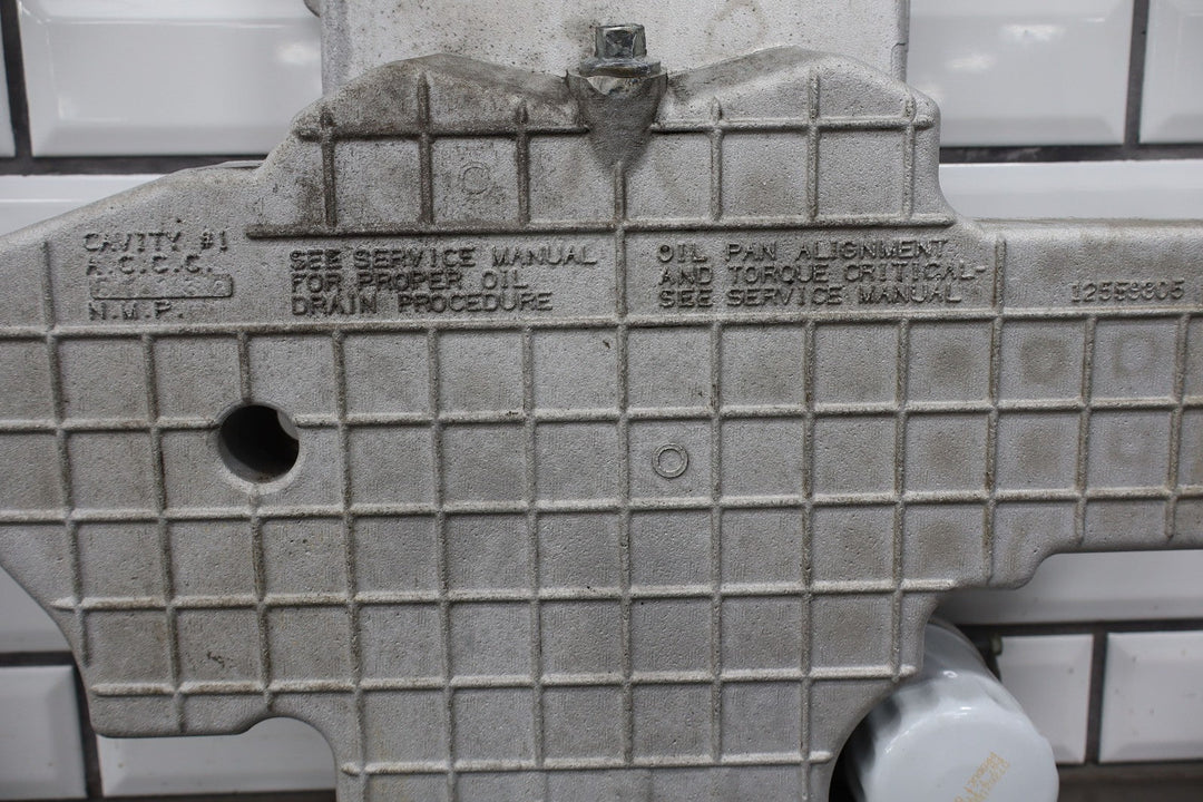 1997 - 2004 C5 Corvette 5.7L V8 LS1 Batwing Gullwing Oil Pan W/Pickup & Tray OEM