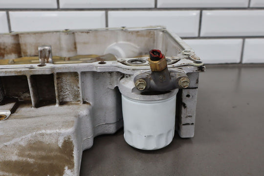 1997 - 2004 C5 Corvette 5.7L V8 LS1 Batwing Gullwing Oil Pan W/Pickup & Tray OEM