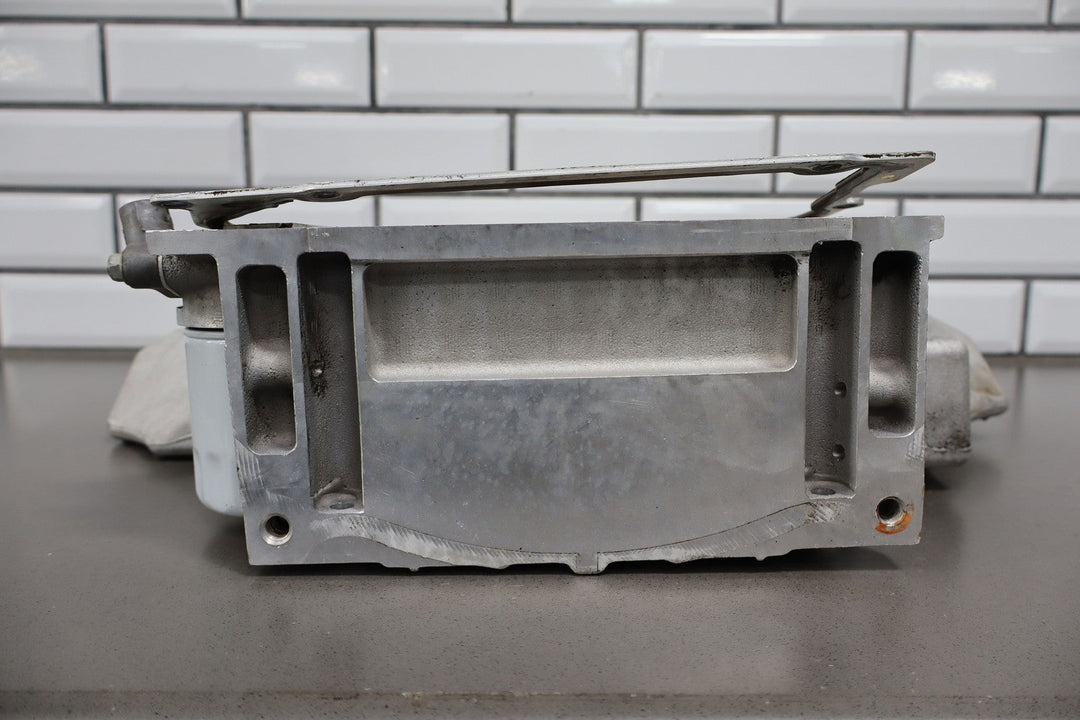 1997 - 2004 C5 Corvette 5.7L V8 LS1 Batwing Gullwing Oil Pan W/Pickup & Tray OEM