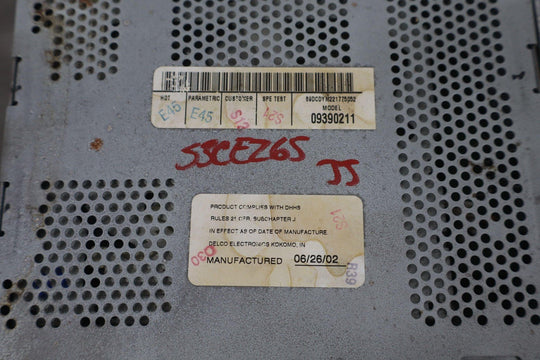 1997 - 2004 C5 Corvette AM - FM - CD Radio Player OPT UN0 *Cracked Knob*