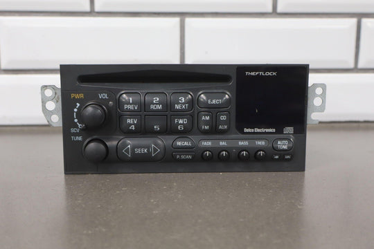 1997 - 2004 C5 Corvette AM - FM - CD Radio Player OPT UN0 *Cracked Knob*