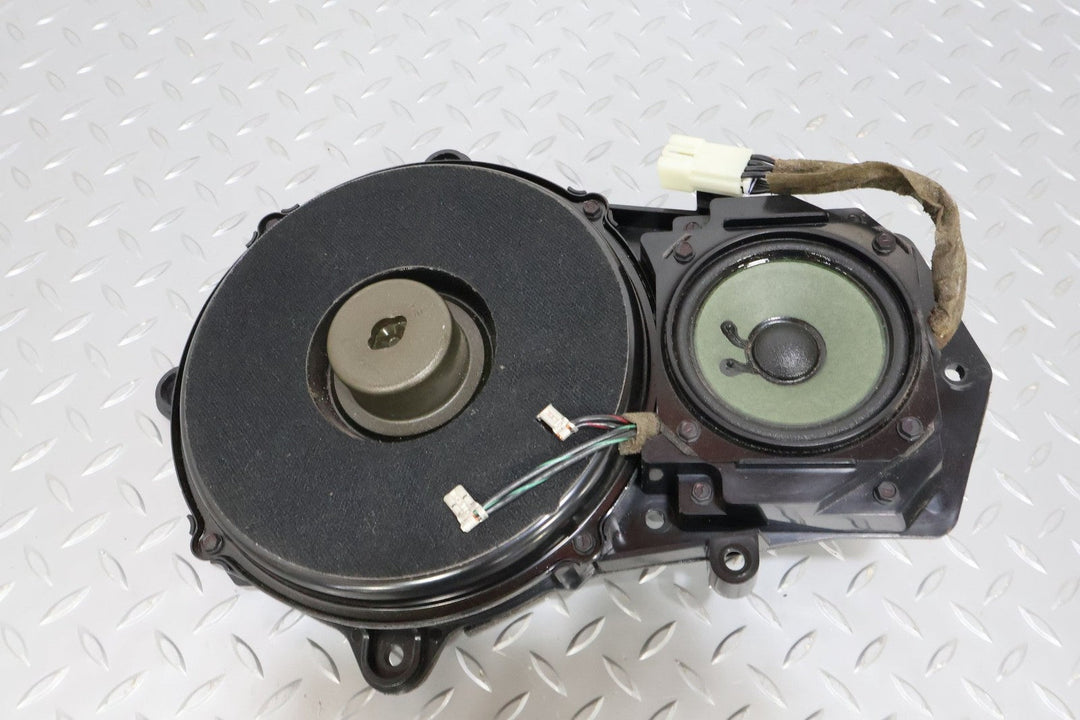 1997 - 2004 C5 Corvette Base Model Pair of LH&RH Bose Door Speakers OEM