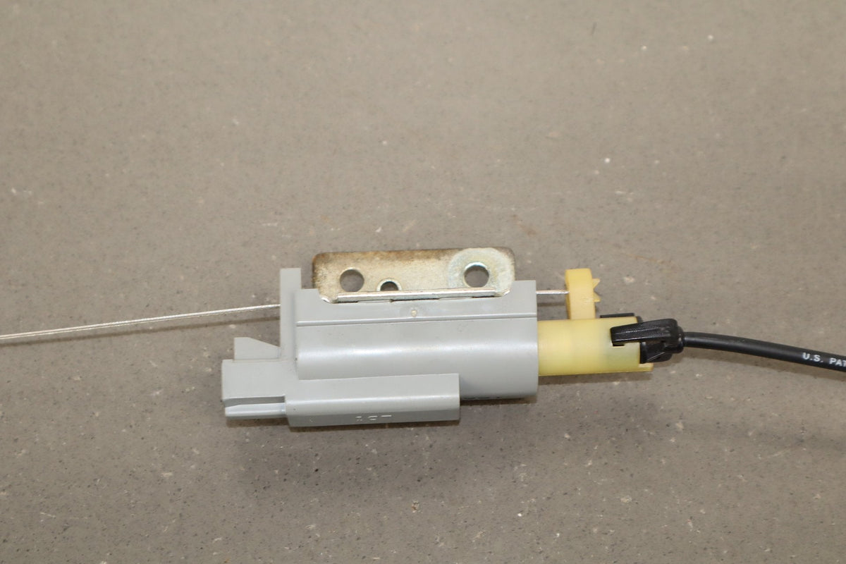 1997-2004 C5 Corvette Fuel Tank Filler Door Release Cable & Motor 10275633