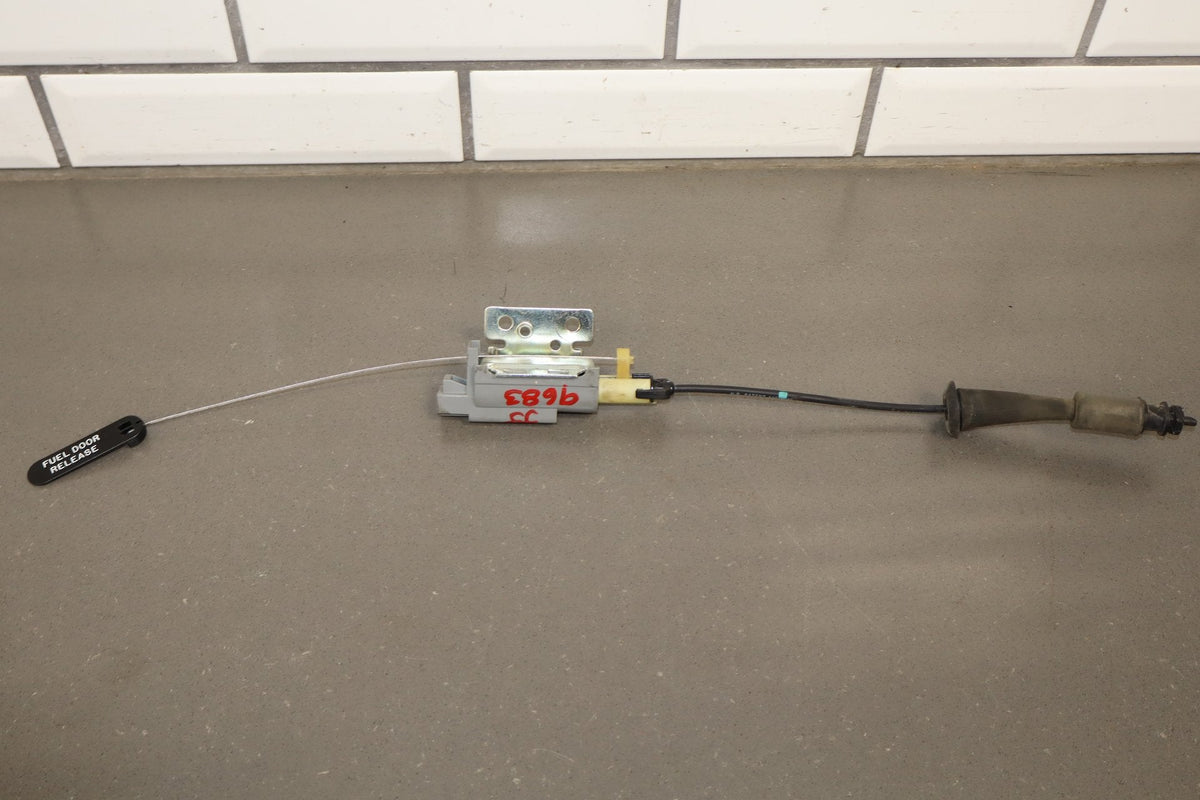 1997-2004 C5 Corvette Fuel Tank Filler Door Release Cable & Motor 10275633