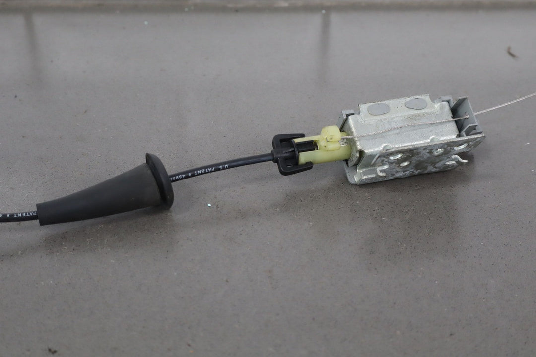 1997 - 2004 C5 Corvette Fuel Tank Filler Door Release Cable & Motor