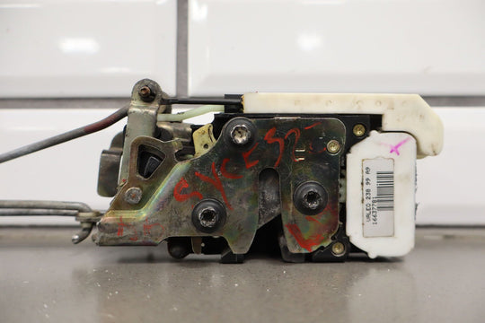 1997 - 2004 C5 Corvette Left Driver Door Latch W/Rods