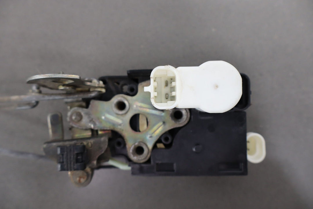 1997 - 2004 C5 Corvette Left Driver Door Latch W/Rods