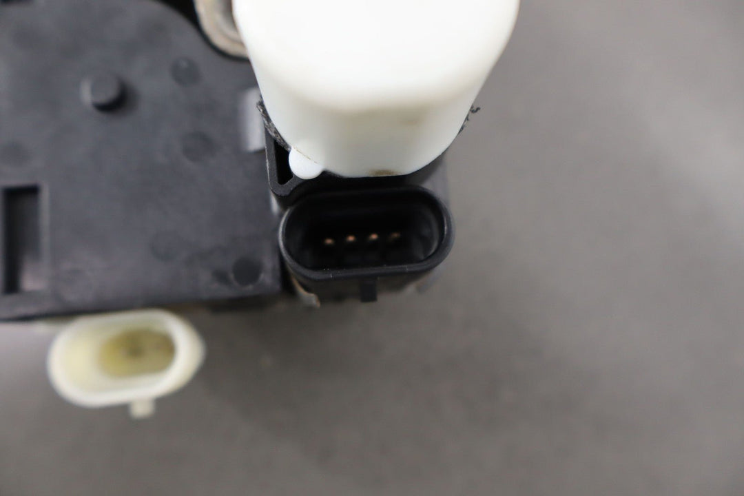 1997 - 2004 C5 Corvette Left Driver Door Latch W/Rods