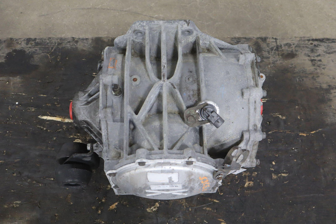 1997 - 2004 C5 Corvette Rear Differential Carrier AutoTrans 2.73 Ratio (Opt GU2)
