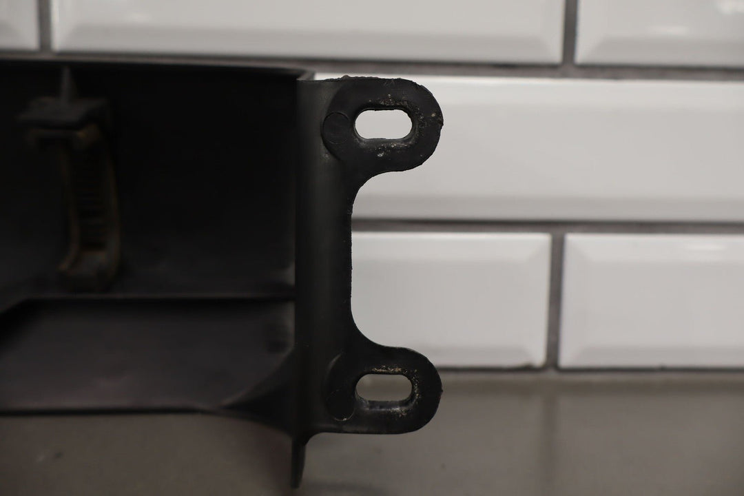 1997 - 2004 C5 Corvette Upper Radiator Shroud Hold Down (10405439)