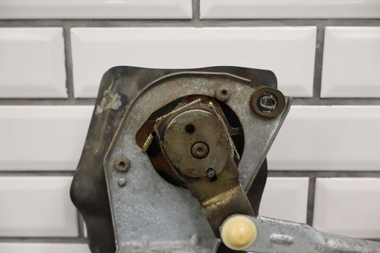 1997 - 2004 C5 Corvette Wiper Transmission Linkage & Motor