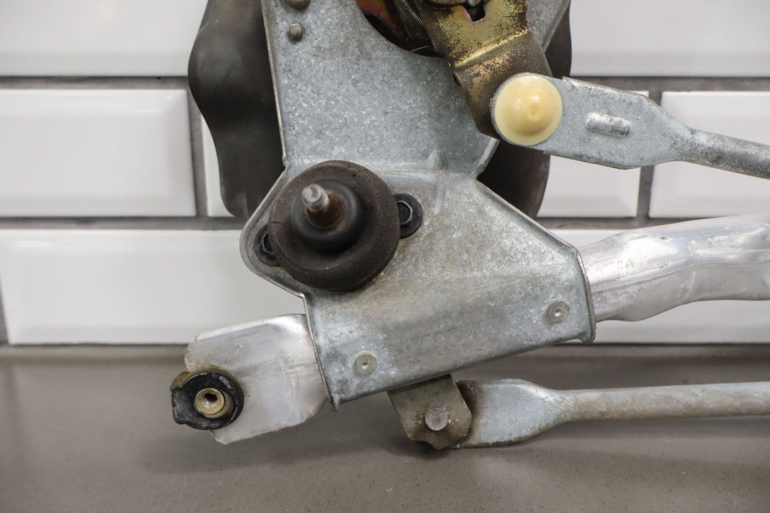 1997 - 2004 C5 Corvette Wiper Transmission Linkage & Motor