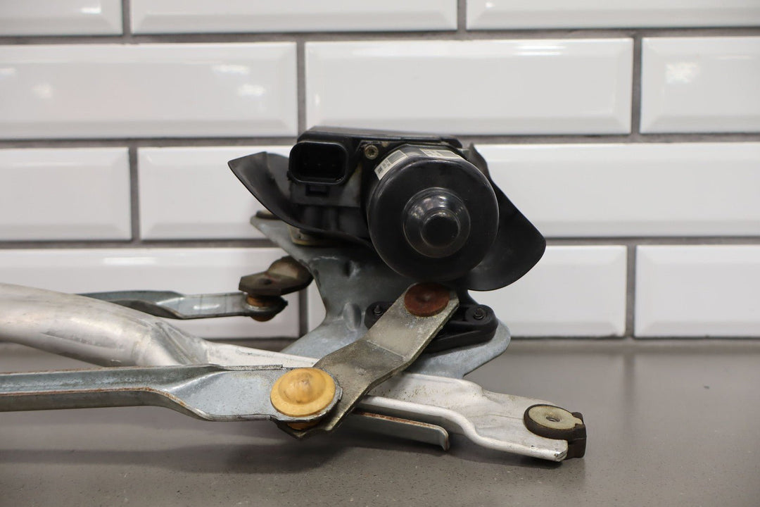 1997 - 2004 C5 Corvette Wiper Transmission Linkage & Motor
