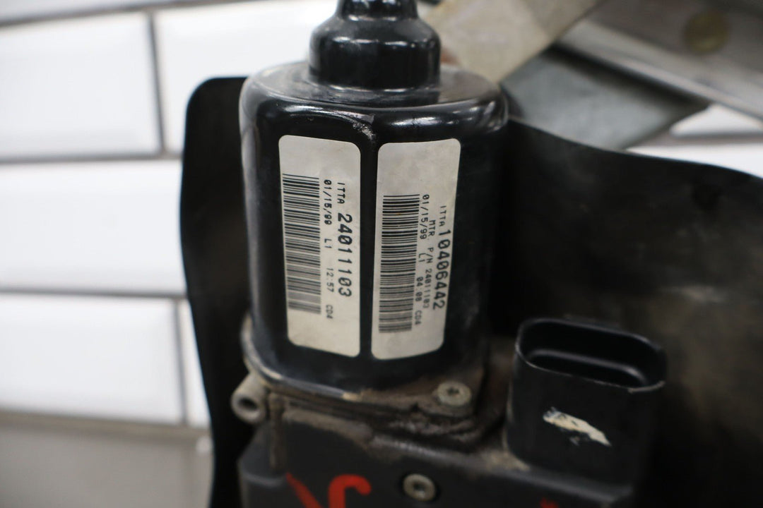 1997 - 2004 C5 Corvette Wiper Transmission Linkage & Motor