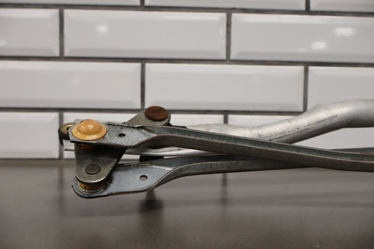 1997 - 2004 C5 Corvette Wiper Transmission Linkage & Motor