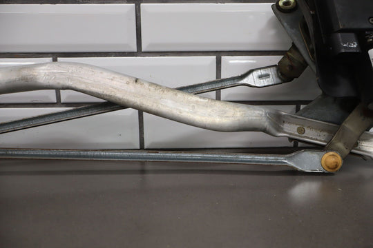 1997 - 2004 C5 Corvette Wiper Transmission Linkage & Motor