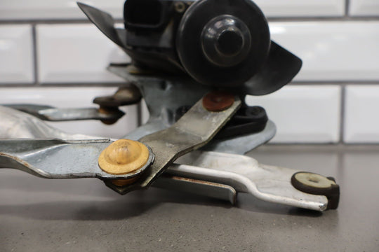 1997 - 2004 C5 Corvette Wiper Transmission Linkage & Motor