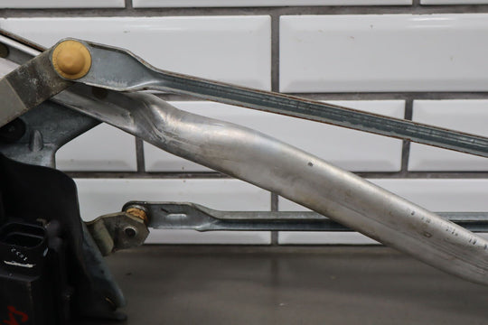 1997 - 2004 C5 Corvette Wiper Transmission Linkage & Motor